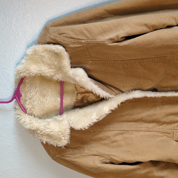 Abercrombie & Fitch Faux Sherpa Quilted Jacket - Picture 2 of 12